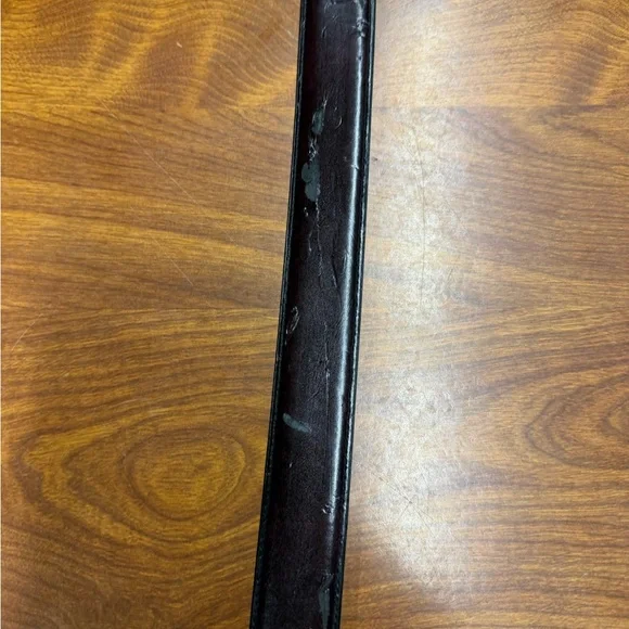 Black and Brown Reversible Leather Belt with Gold Buckle - Picture 5 of 8